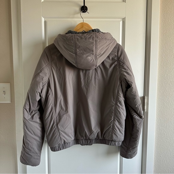 Vuori Tahoe Jacket in Smoke - Picture 6 of 10